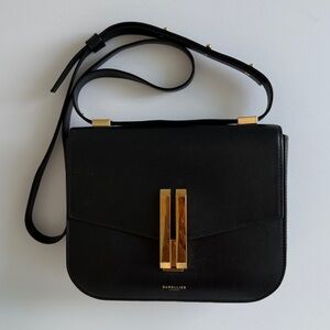 DeMellier - The Vancouver - Black Smooth